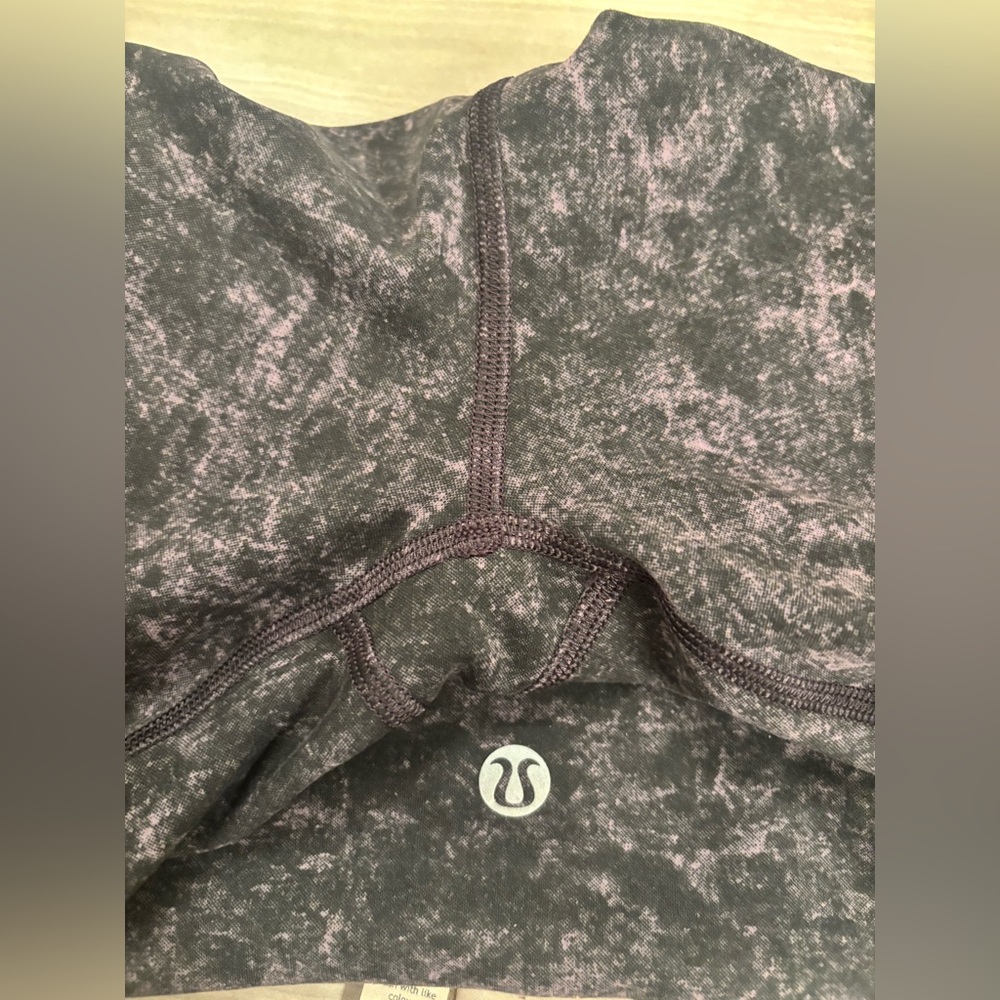 Lululemon Wunder Train 23” Crop Leggings - Picture 5 of 5